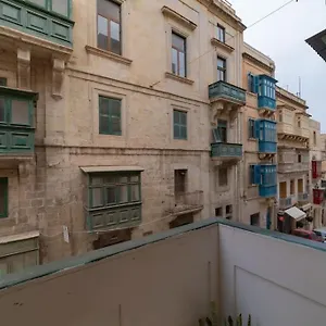 jbo-studio-in-the-heart-of-valletta.hotelssaintjulians.com/